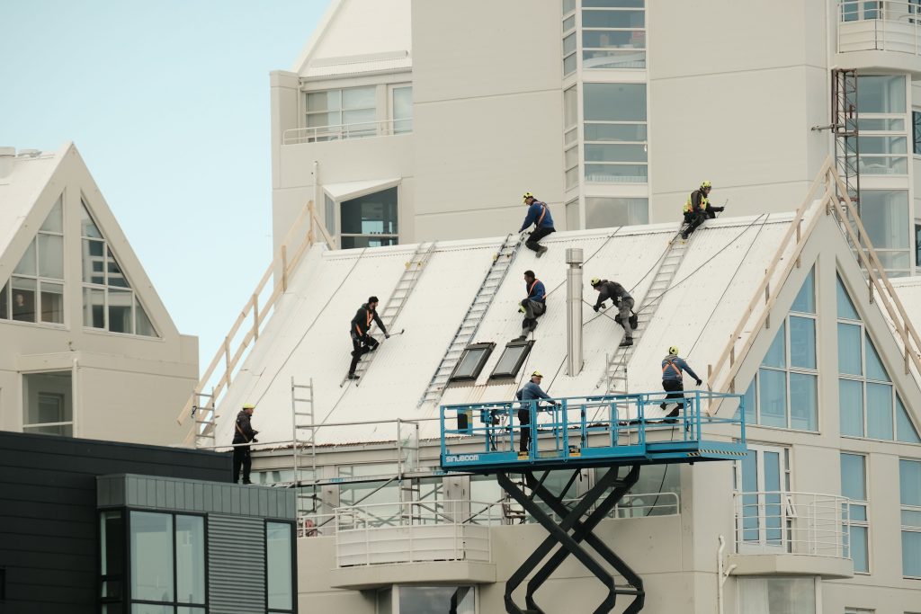roofers and builders noxly